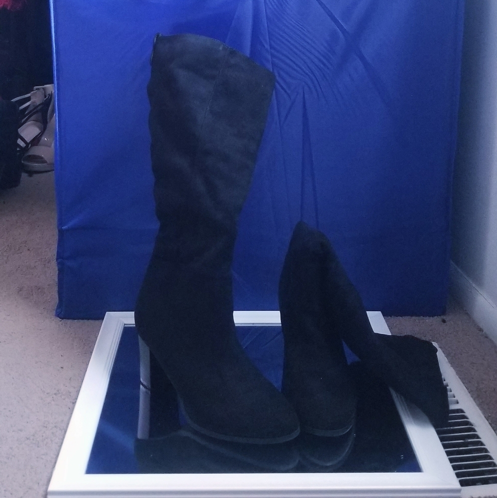 Black suede knee-high boots